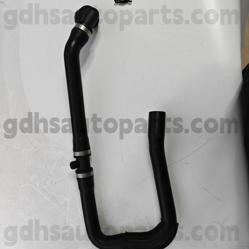 320231 Nissens Radiator Горно црево за Evoque, Discovery, Freelander 2 OE бр. LR032347
