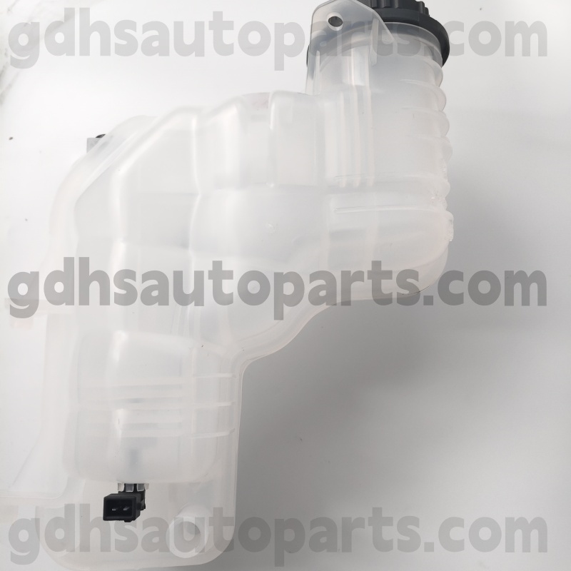 996242 Резервоар за ладење на Nissens за Range Rover OE бр. LR023080